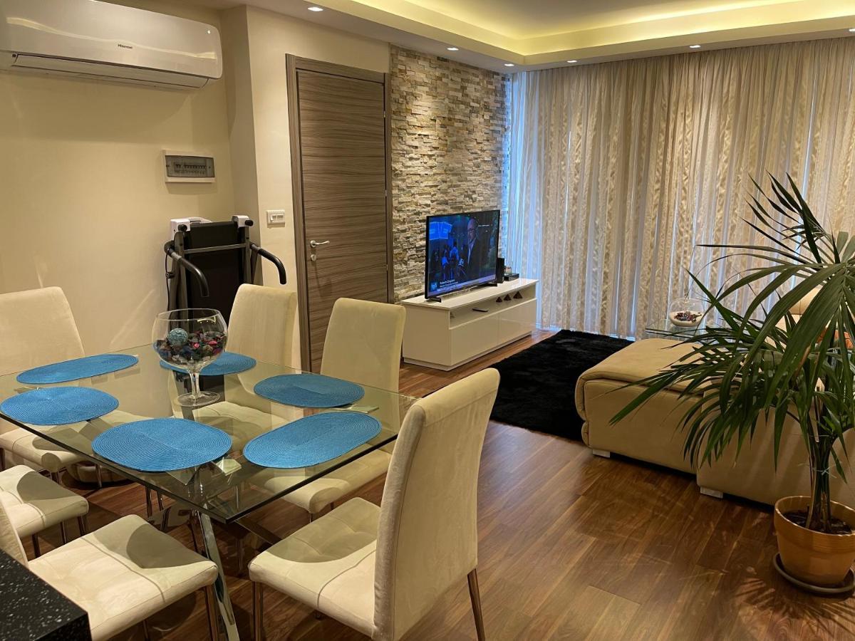 Modern Finished Apartment With Natural Light セント・ポールズ・ベイ エクステリア 写真